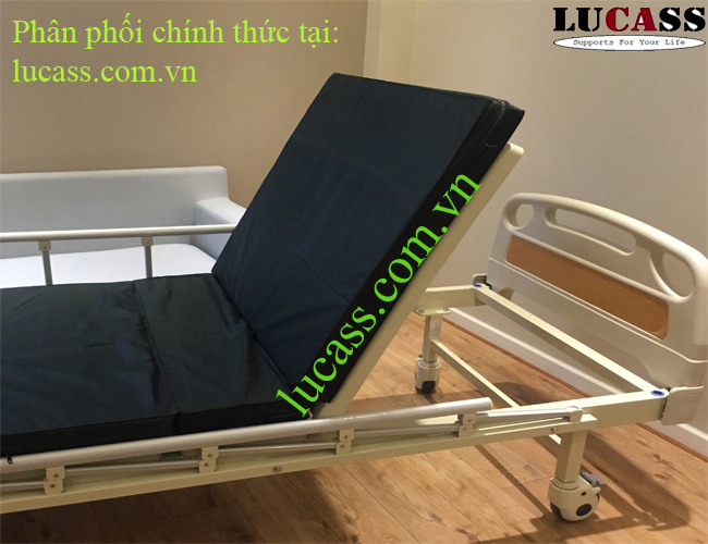 Giường bệnh nhân đa năng 2 tay quay lucass Gb-2